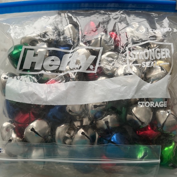 Christmas Jingle Bells - Picture 3 of 7